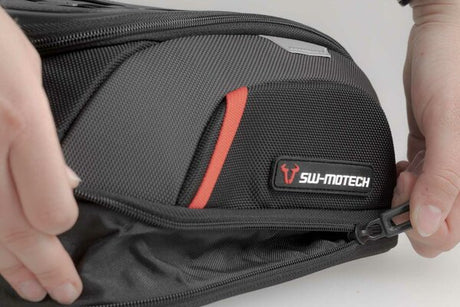 SW-MOTECH MAGNETIC PRO DRYPACK TANK BAG